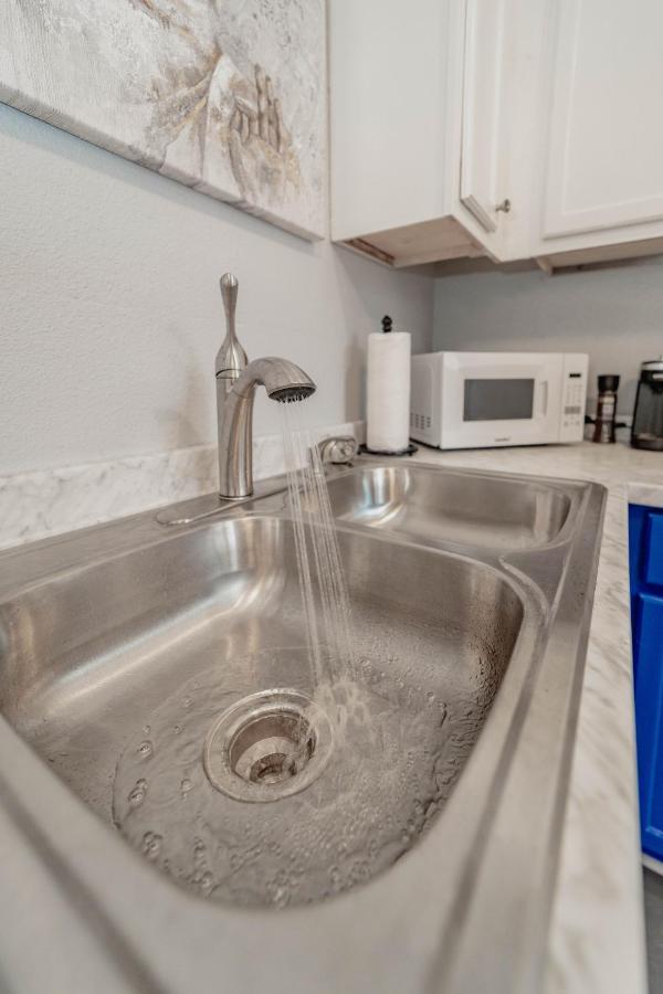 Comfortable King Suite Zen Space Hattiesburg Εξωτερικό φωτογραφία
